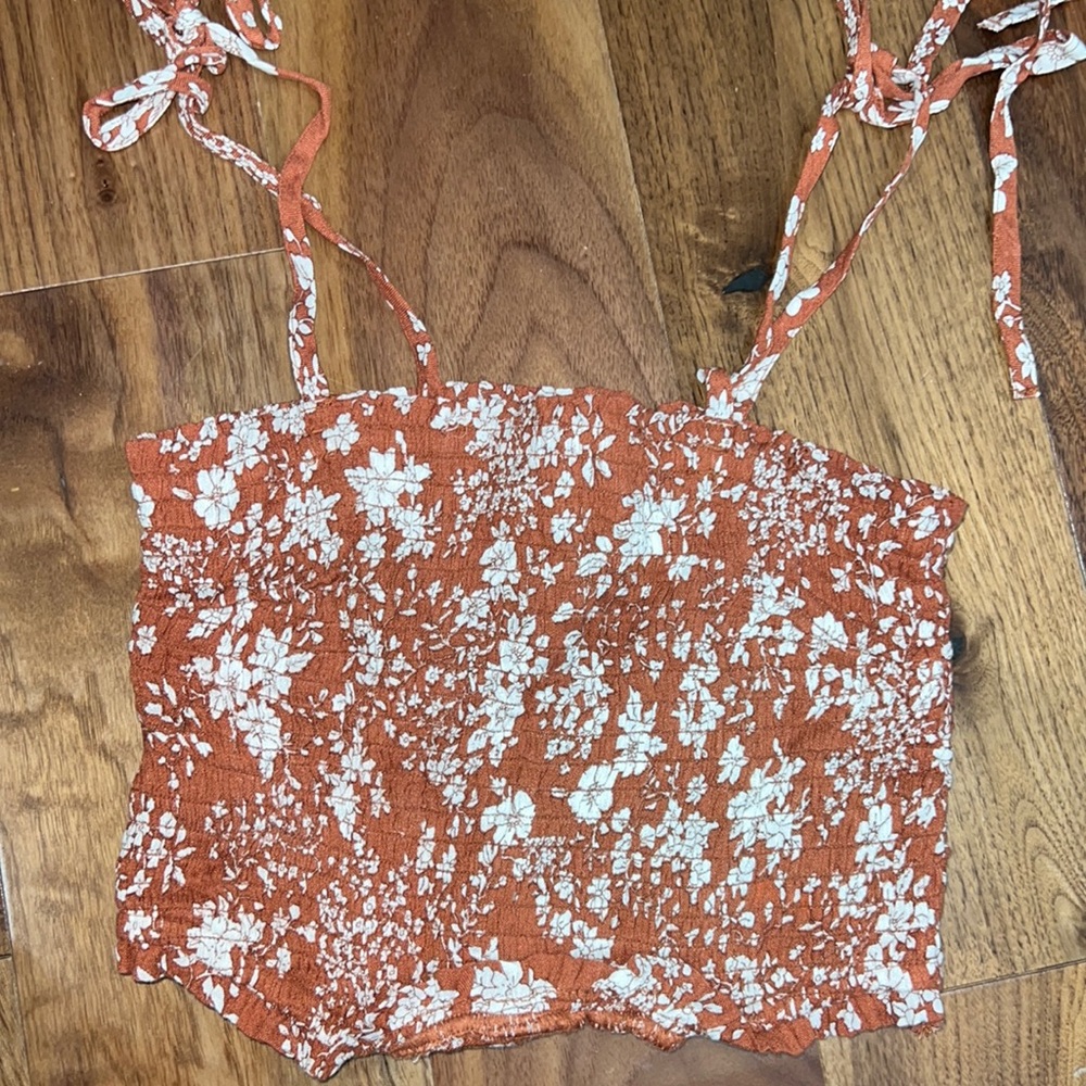 Abercrombie&Fitch AF crop tie top floral XS